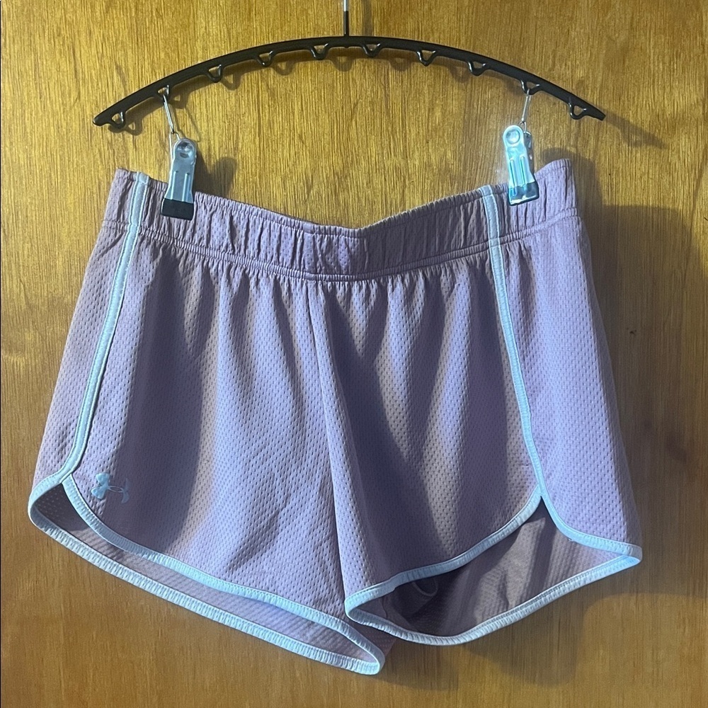 Under Armour Women's Purple Athletic Shorts Small